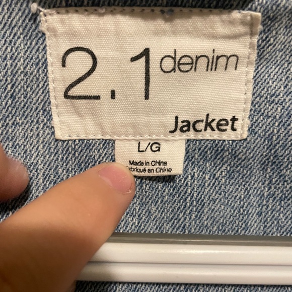 Ripped Denim Vest - Picture 7 of 7